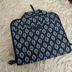 Vera Bradley Makeup Traveler Bag